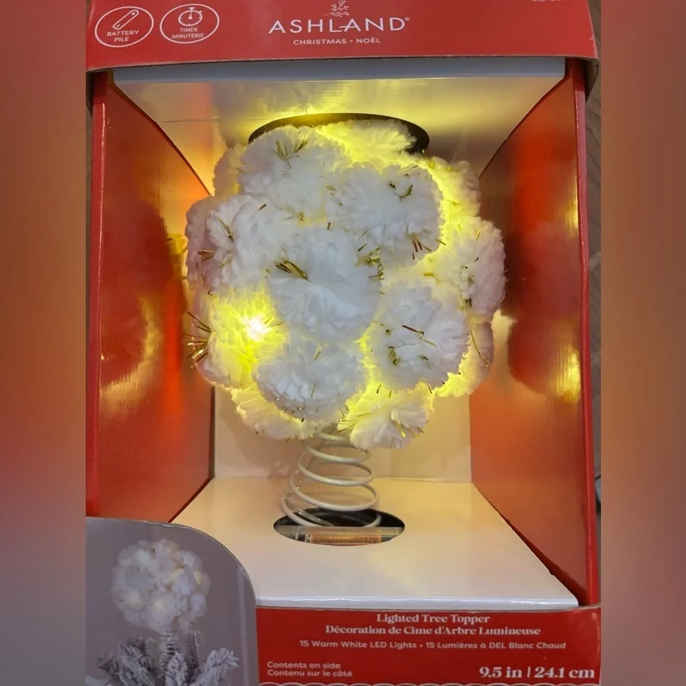 NWT lighted Christmas Xmas tree topper LED